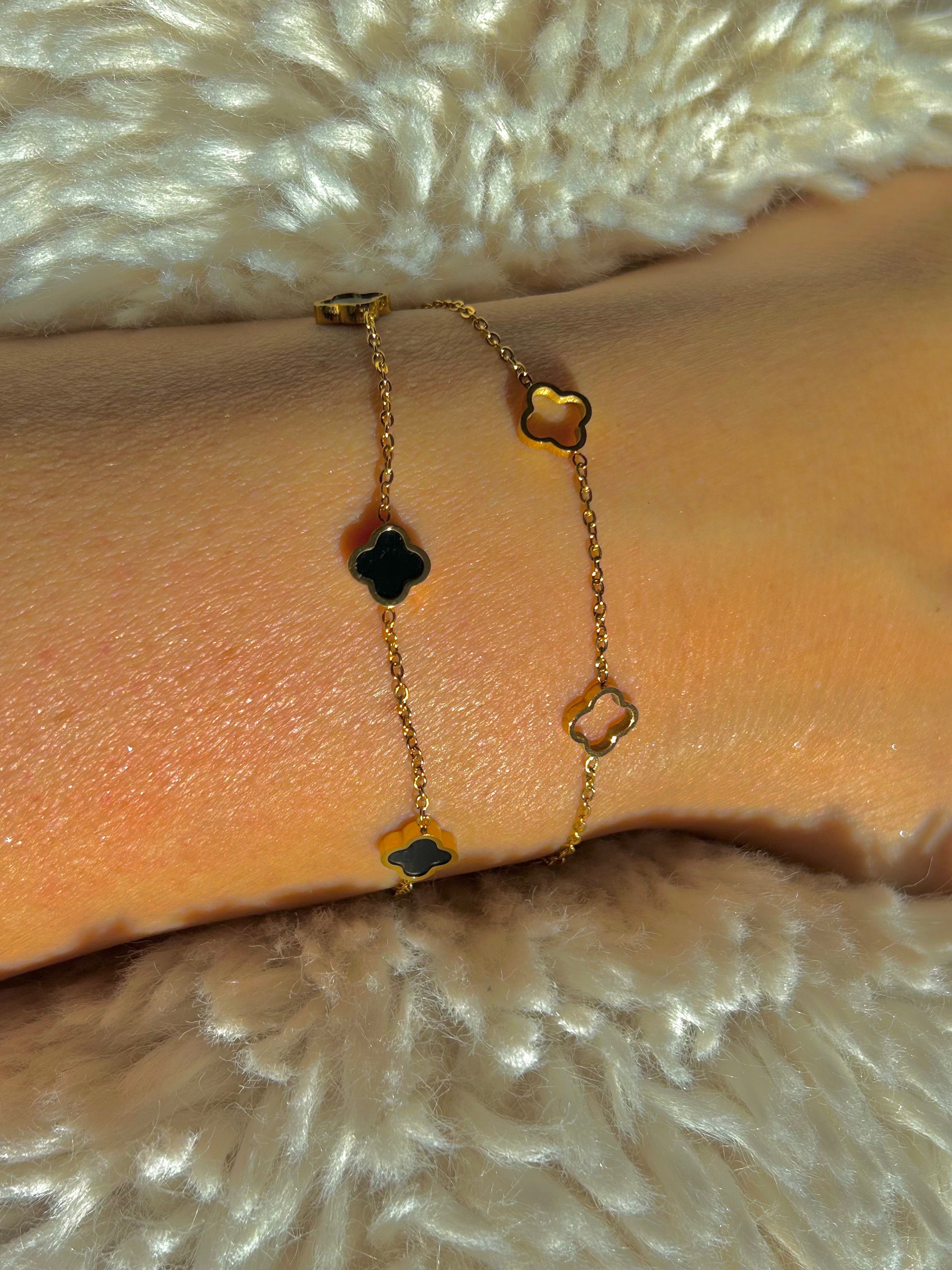 Bracelet Noir Élégance